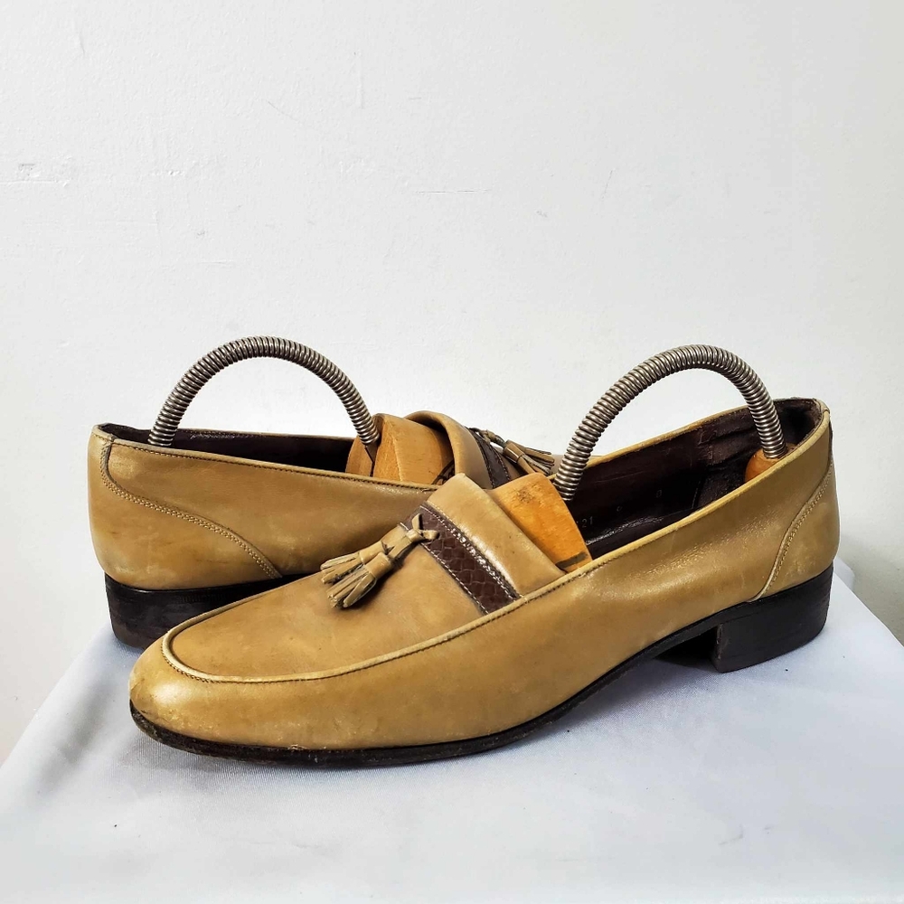 Vtg 70s Christian Dior Beige Calfskin Leather Tassel Almond Toe Loafers